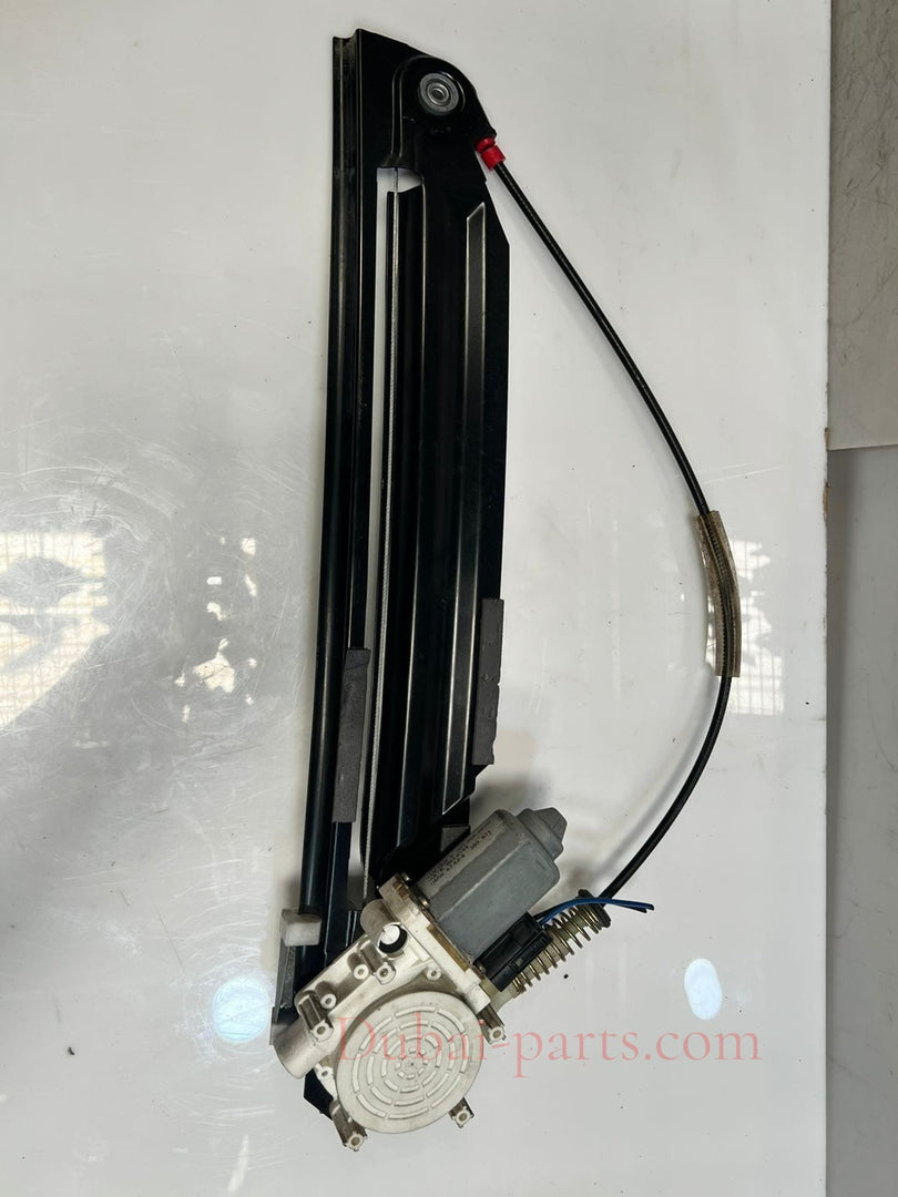 1999-2003 BMW M5 E39 5-Series 525I 528I Rear RIGHT Window Regulator 8252430