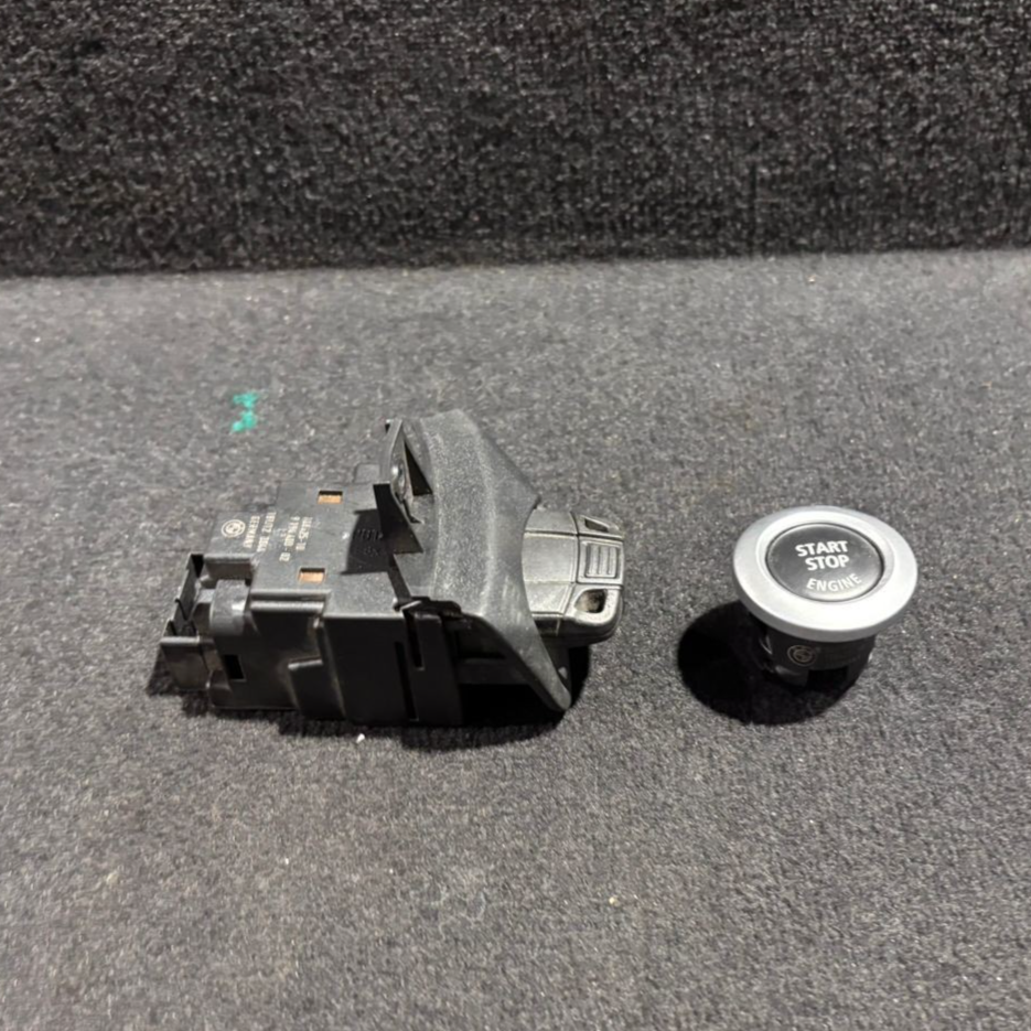 BMW Z4 X1 20i N20 E84 ENGINE CONTROL ECU Kit DME CAS3 + Key Manual - 8603576
