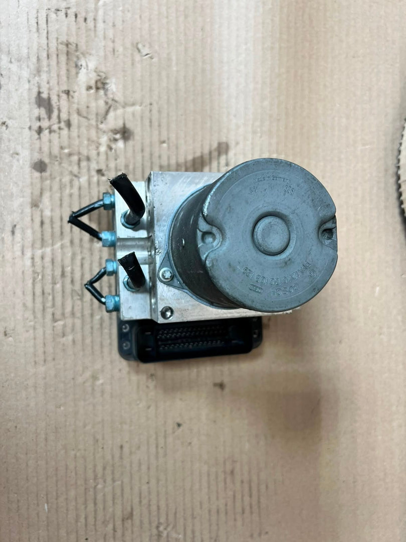 2007-2013 BMW X5 E70 ABS HYDRAULIC PUMP Control Module 6854702 OEM