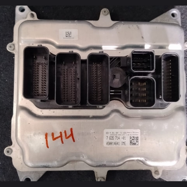 7635714 BMW ENGINE CONTROL UNIT DME  F10 F11 X3 ECU ONLY