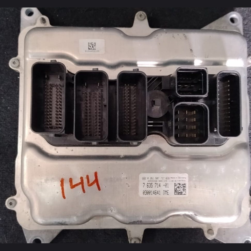 7635714 BMW ENGINE CONTROL UNIT DME  F10 F11 X3 ECU ONLY