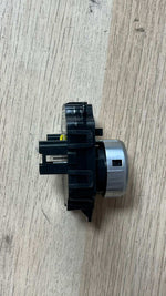 Load image into Gallery viewer, BMW Engine Control Unit 8508169 KIT WITH CAS F02 730LD N57, E90 320D
