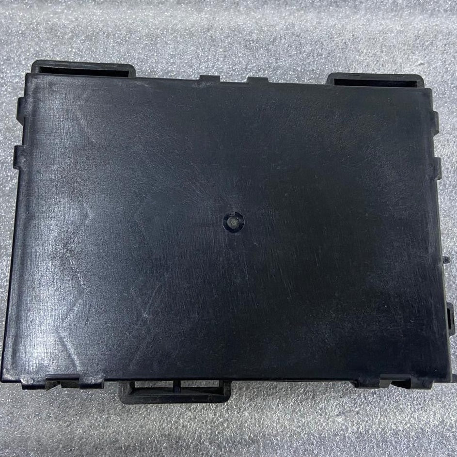 OEM BMW 5 Touring G31 Ethernet Switch Box 6135 5A0A438 FUBA