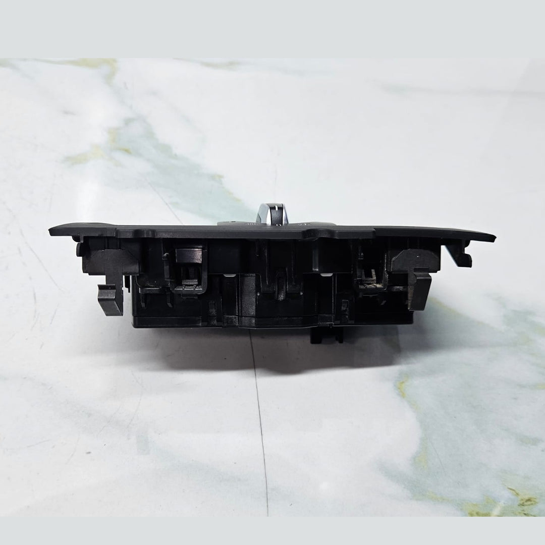 BMW X5 F15 X6 F16 RHD Headlight Control Switch 6824888 OEM