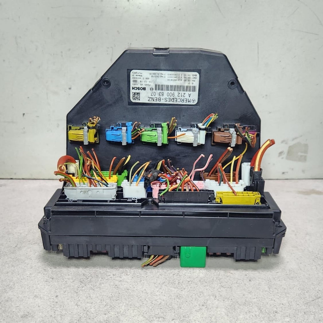 2010-16 Mercedes E-Class Front Sam Control Fuse Box Module A2129008307 W212 W204