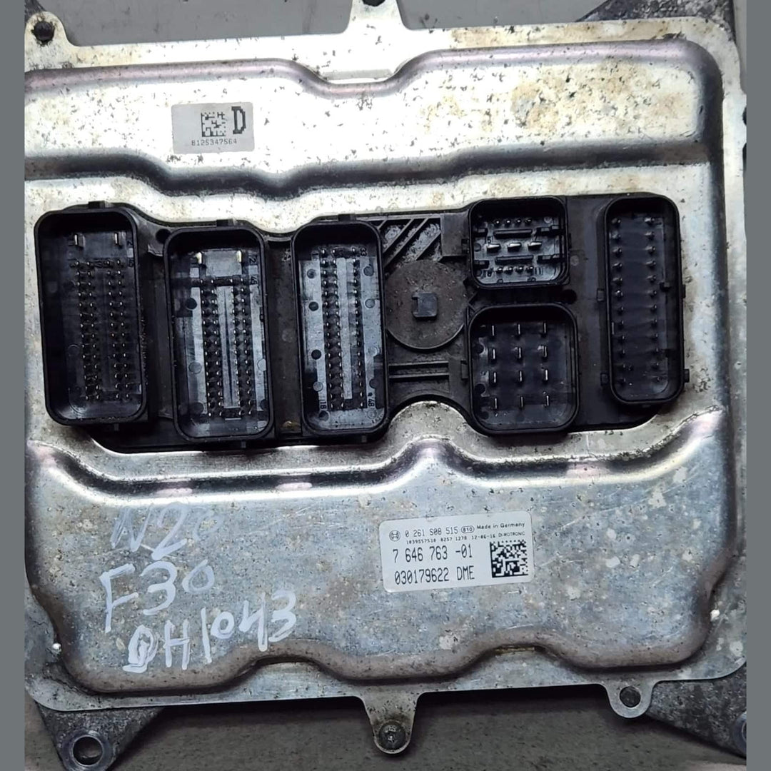 2012-2018 BMW 320i Engine Control Unit 7646763 F25 F30