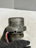 Load image into Gallery viewer, 2008-2013 BMW E90 E92 E93 M3 S65 4.0L Brake Booster Vacuum Pump 2283333 OEM