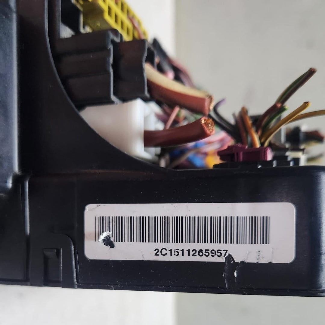 2014-2016 Mercedes-Benz E350 Fuse Box Relay Control Module A2129002627 W212 OEM