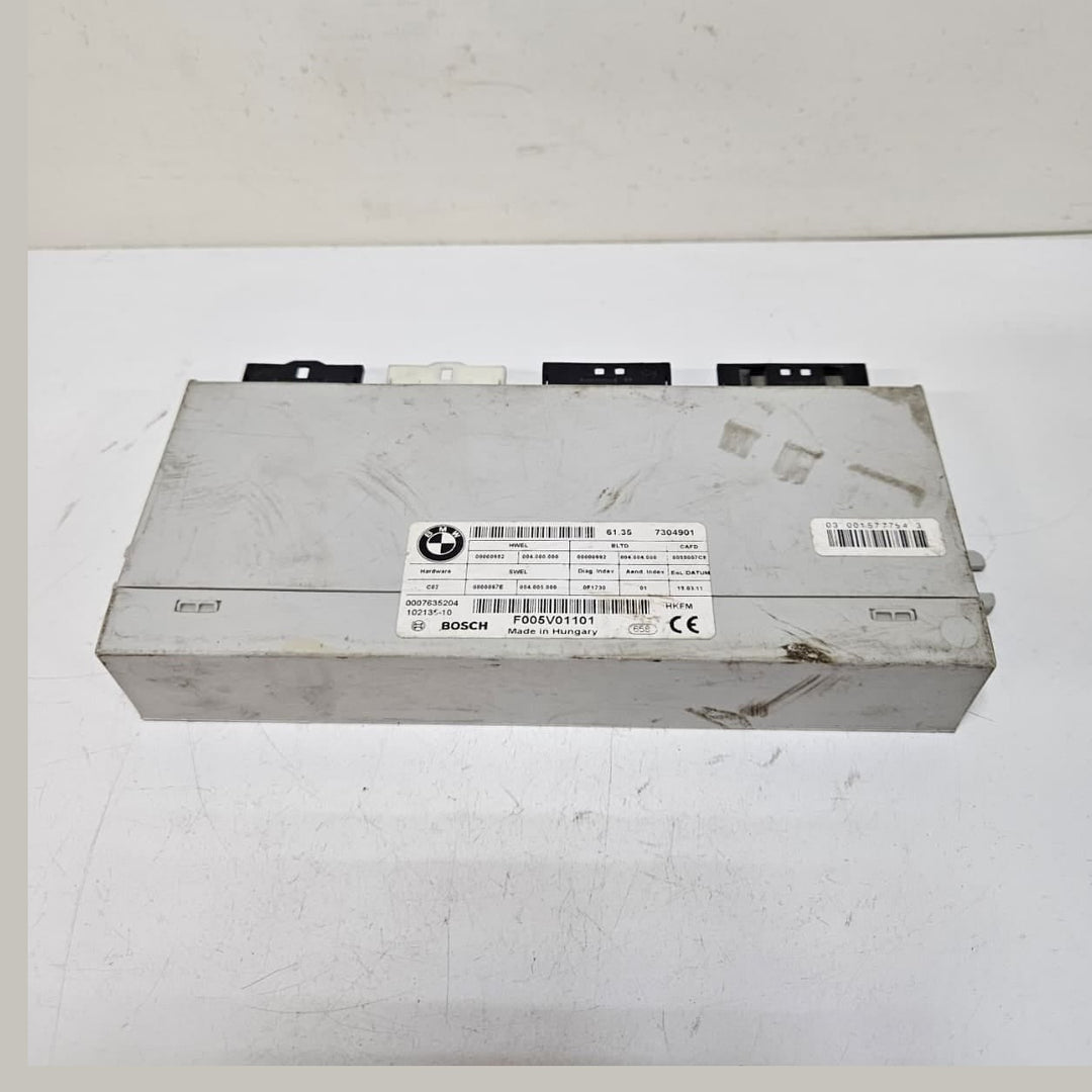 OEM BMW 5 Series F11 Tailgate Control Unit 7304901