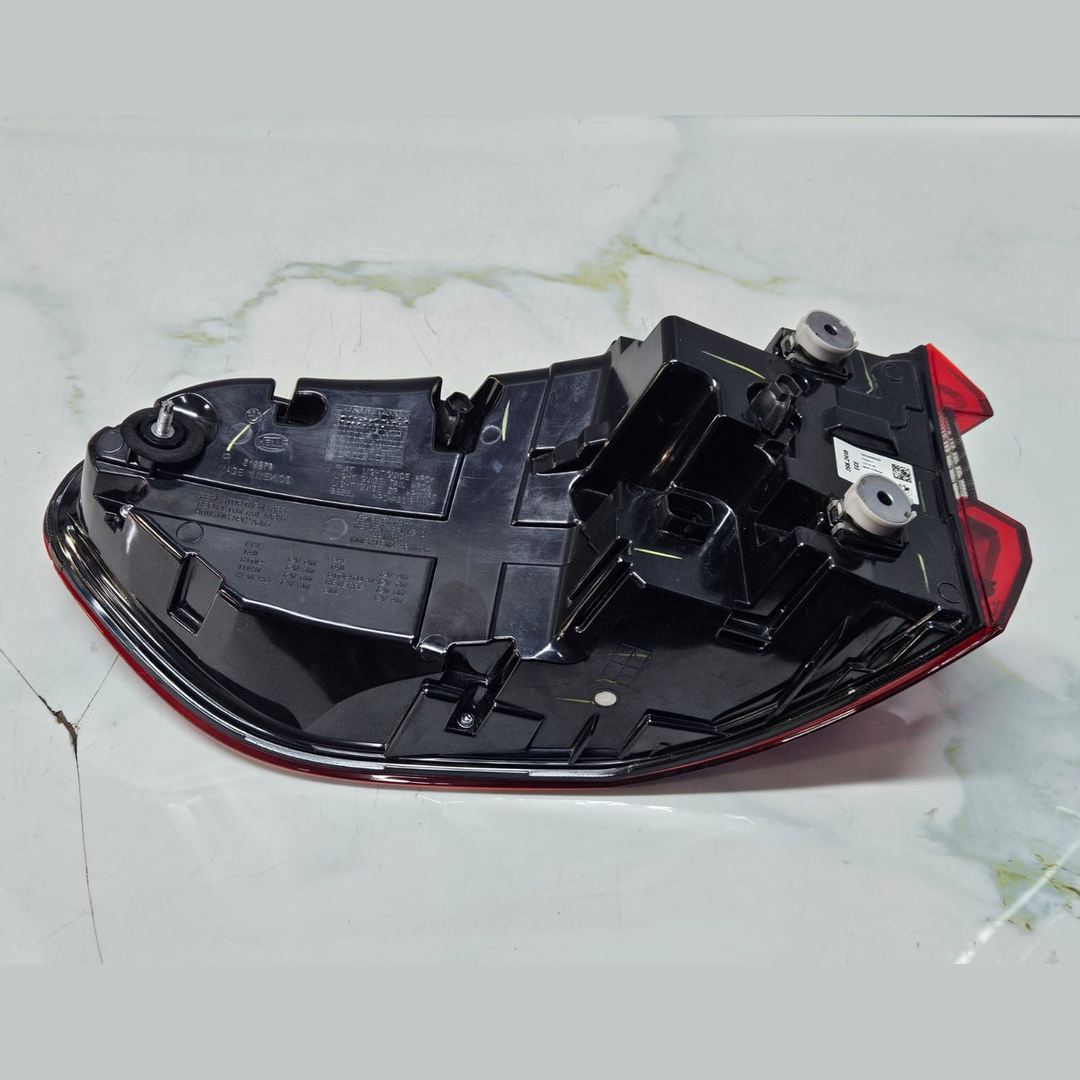 BMW X5 G05 Rear Lamp Taillight Right Side 7442260 RHD OEM ECE