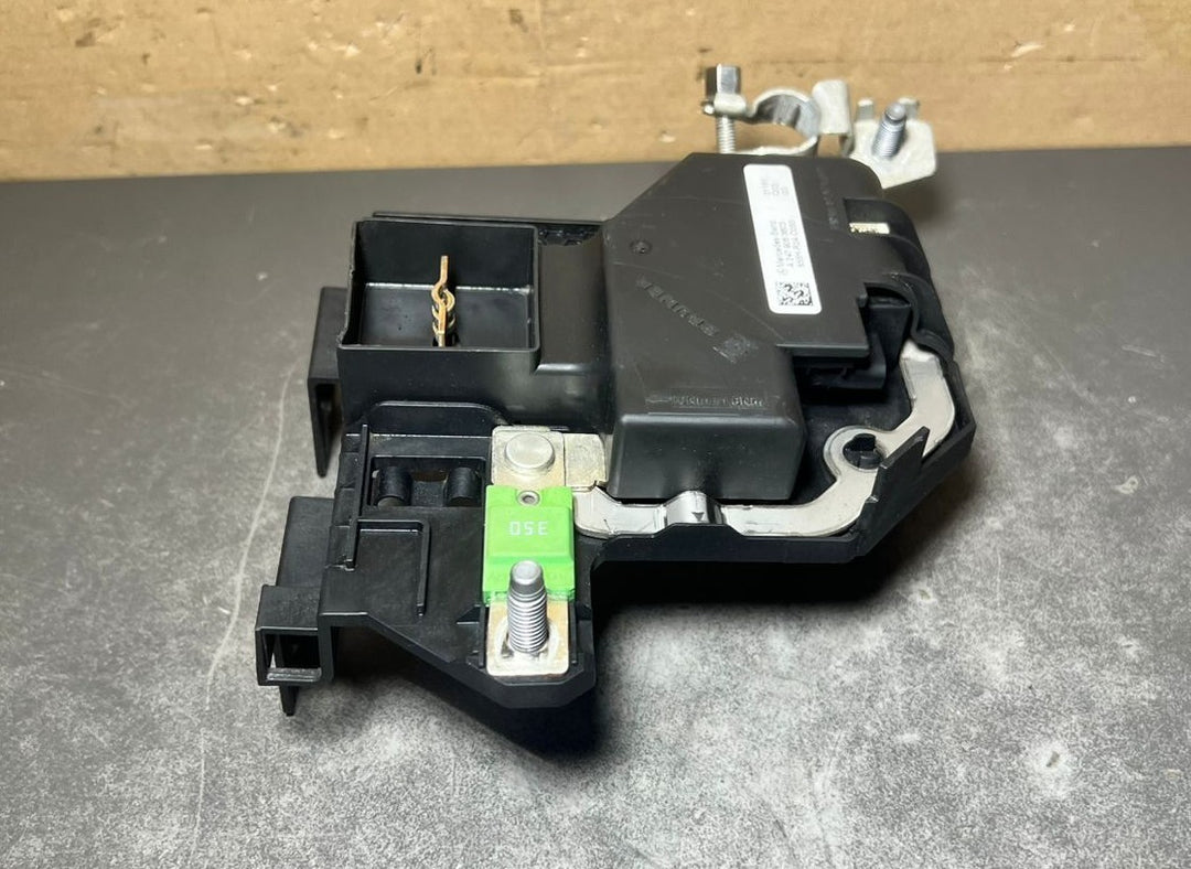 18-22 Mercedes-Benz W247 W118 CLA Battery Fuse Box Current Limiter A247 9063603