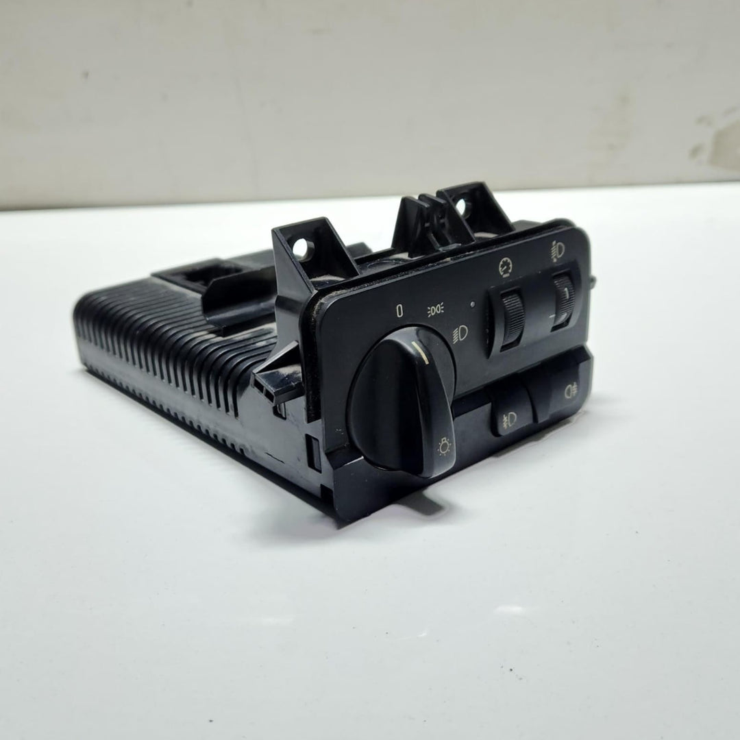 2001-2006 BMW 330Ci Headlight Switch 4108587 3 Series E46 320d