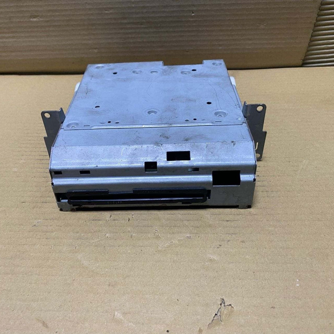 BMW Radio Cd Player Head Unit 9177122 X5 E70 and X6 E71