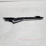 Bild in die Galerieansicht laden, 2016-2023 BMW M5 Front Fender Air Duct Trim 8063206 M5 F90