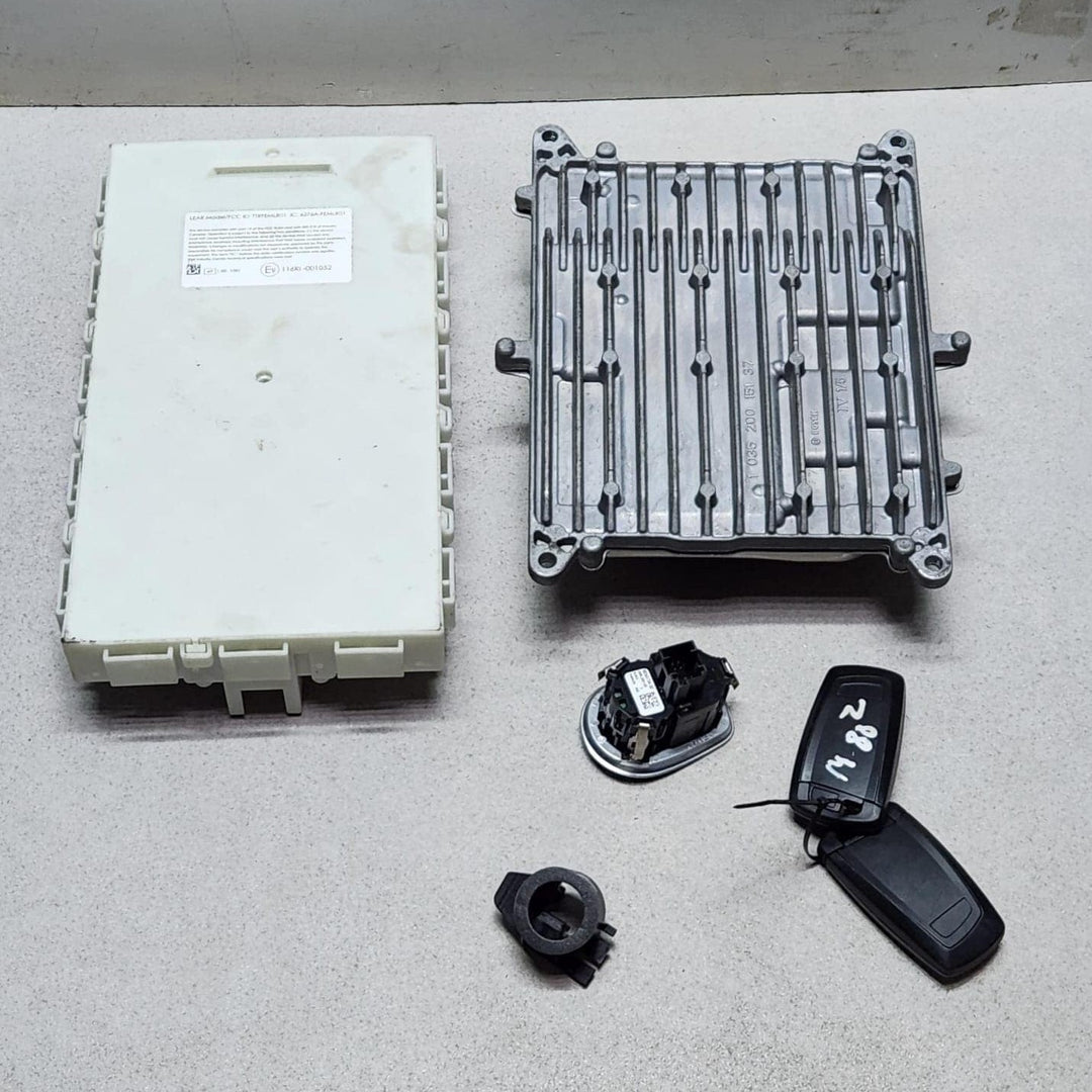 2012-2015 BMW 118i Engine Control Unit 8638198 F20 F30 OEM