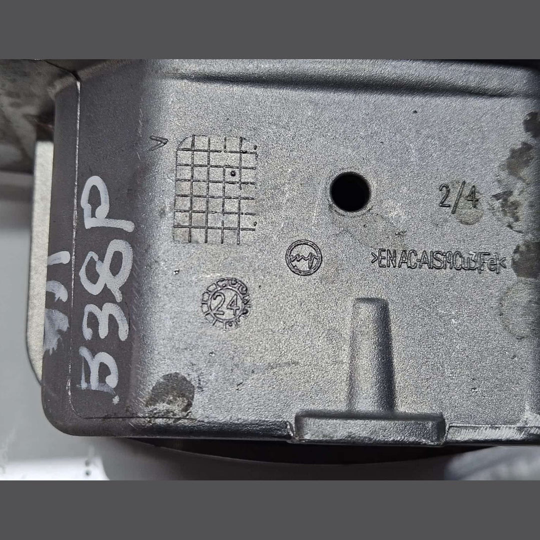 17276810-2014-2022 BMW X1 F48 Engine Cushion Motor Mount OEM