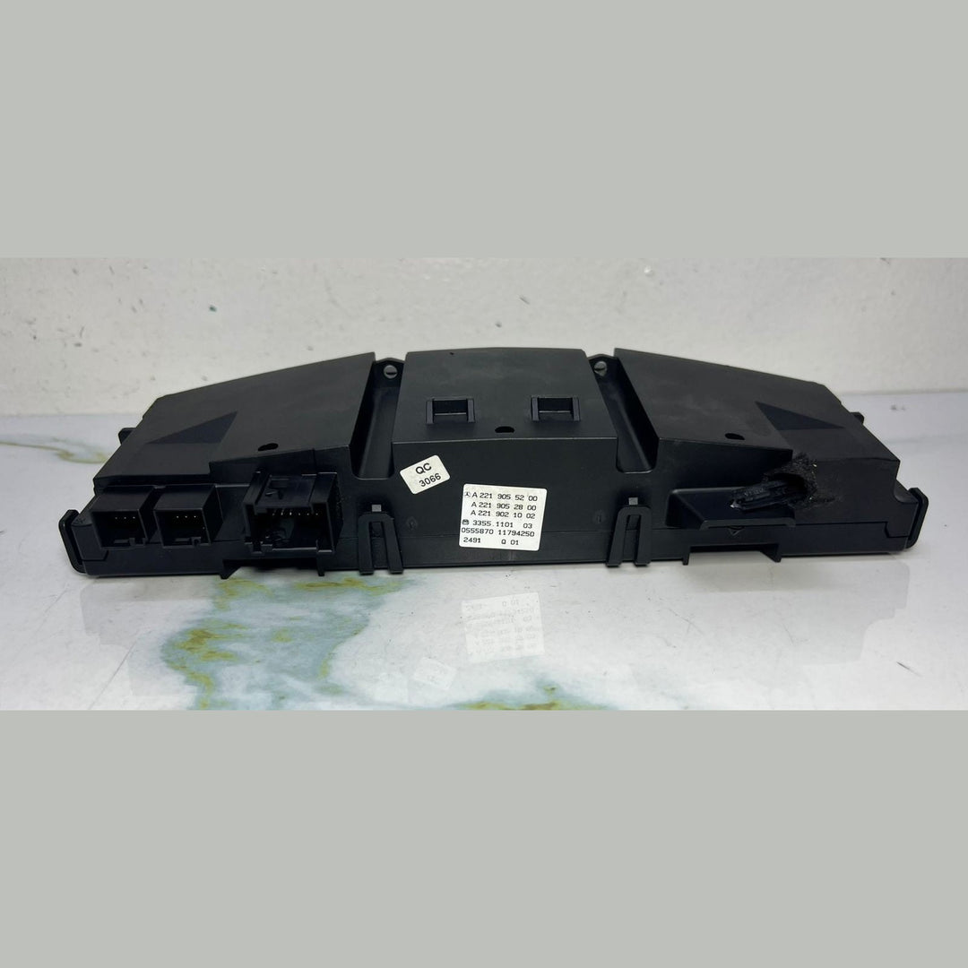 Mercedes Climate Control Panel A2219055200 W221 S-Class