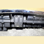 Bild in die Galerieansicht laden, 03-06 Mercedes-Benz W203 C-Class Hazard Switch Warning Button A203 8702510