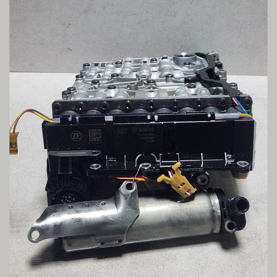 2012-2016 BMW 320i 520i Transmission Valve Body Mechatronics 8hp45 0260550087 