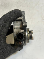 Load image into Gallery viewer, BMW E60 E81 E82 E87 E90 E91 E92 N43 and N46 B20 B Vacuum Pump 7547024 OEM