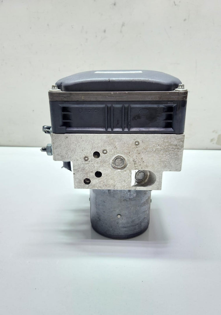 2007-2014 BMW X5 E70 ABS DSC Hydraulic Pump Control Module 6854702