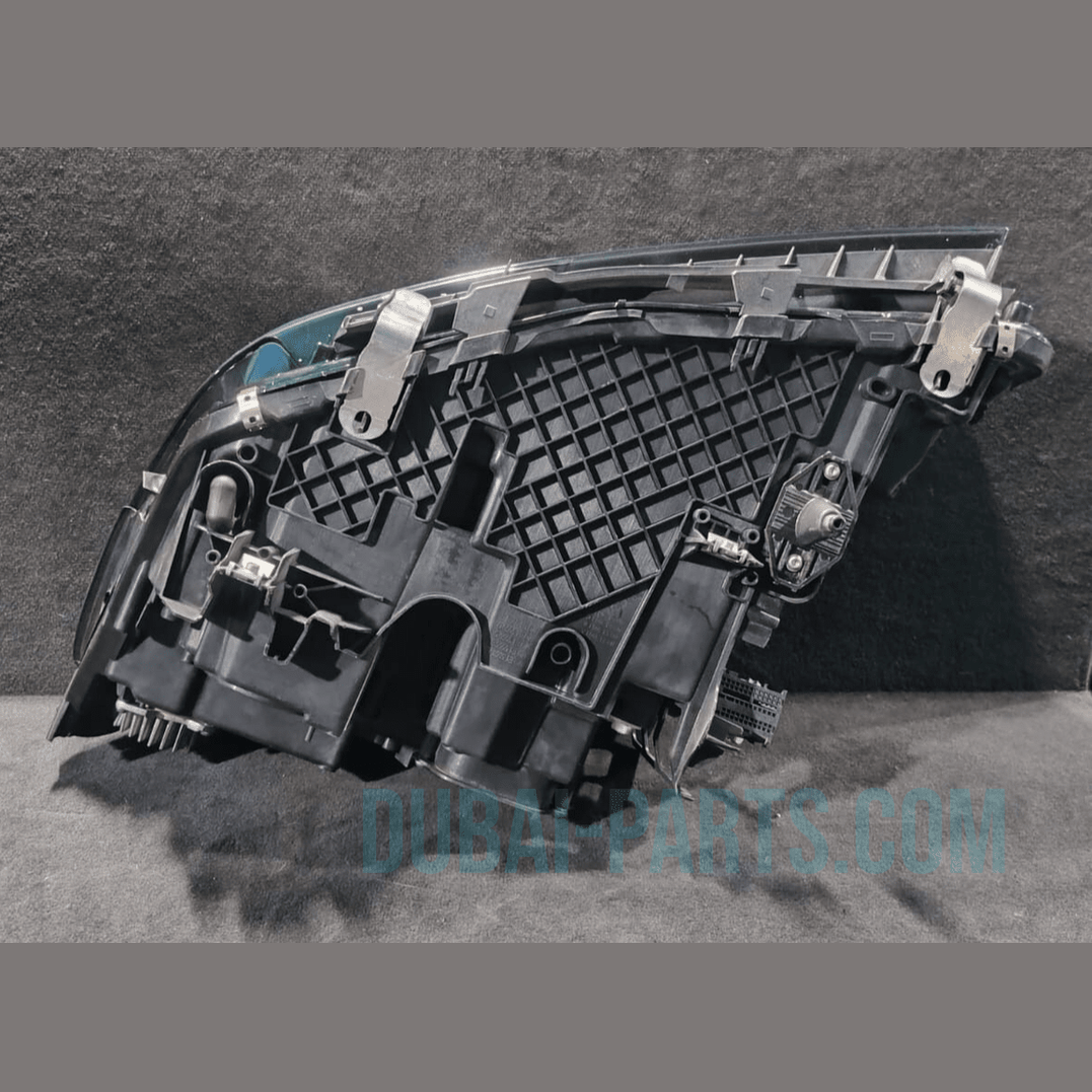 BMW 5 G30 2020 FRONT RIGHT SIDE HEADLIGHT AFTERMARKET  233.141-02-  9879640