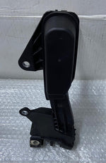Load image into Gallery viewer, OEM BMW 3 SERIES G20 POWER DISTRIBUTION CONTROL MODULE ECU 6842524