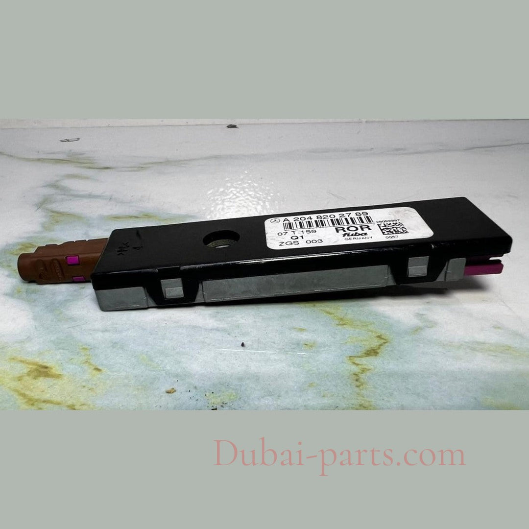 2011-2014 Mercedes-Benz C180 Antenna Amplifier A2048202789 W204 C-Class.