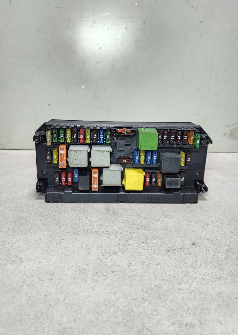 2010-2014 Mercedes-Benz C250 Front Sam Fuse Box Module A2129005812 W204 C250 