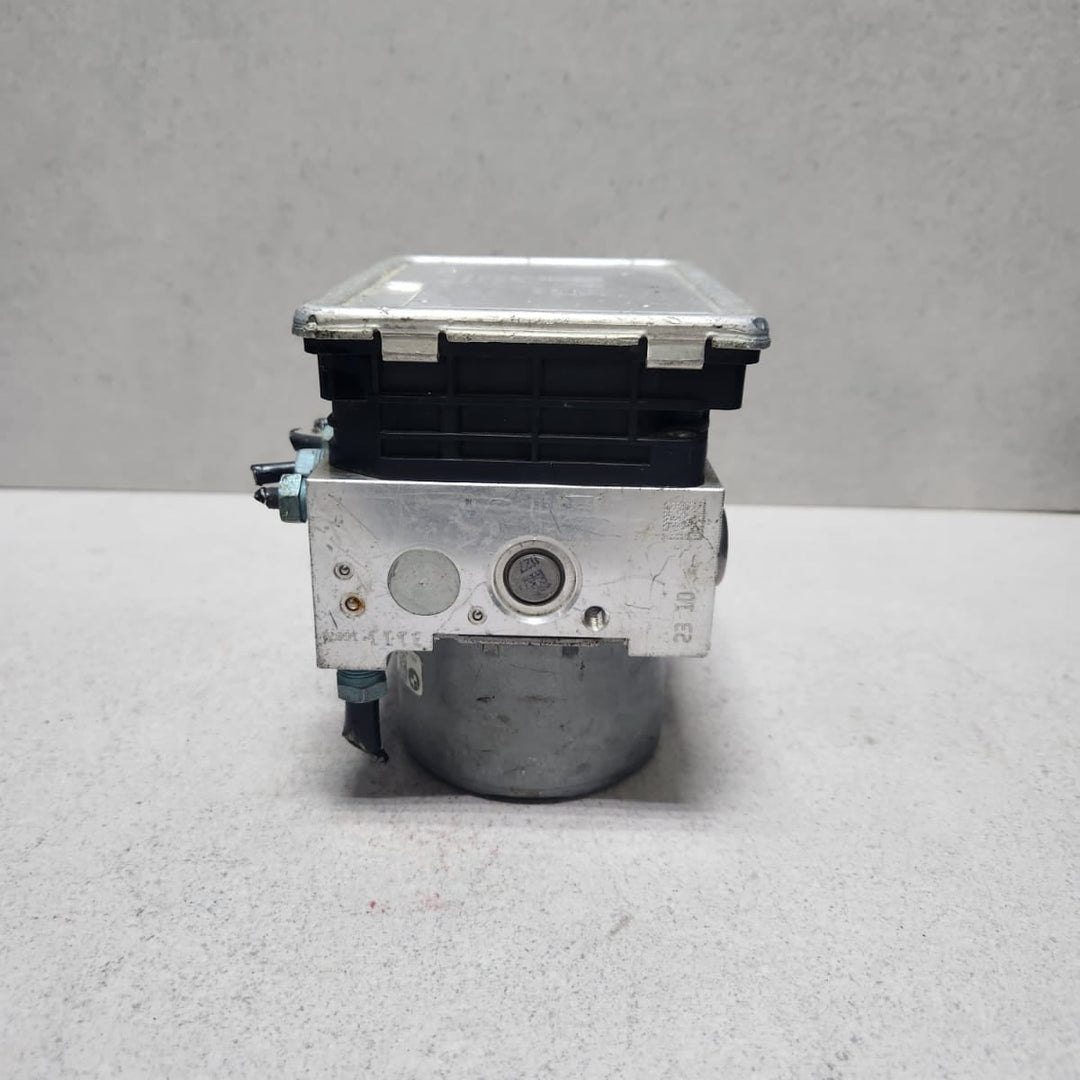2022 BMW 330i Anti-Lock Brake Control Module 5A44C31 330i and 3 Series G20 G21