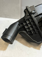 Bild in die Galerieansicht laden, 2010-2016 BMW 528i F10 N20 520I F11 F07 Air Intake Filter Box 7612014 OEM