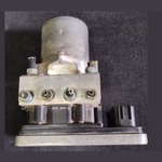 Load image into Gallery viewer, DSC ABS BRAKE HYDRAULIC PUMP 6896980 BMW G01 G02 X4 X3 (2018-2020) OEM