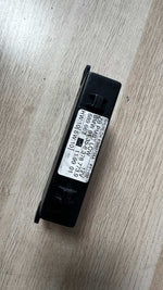 Bild in die Galerieansicht laden, 1996-2000 BMW 528i Door Control Module 8378773 E39 5 Series and E38 7 Series