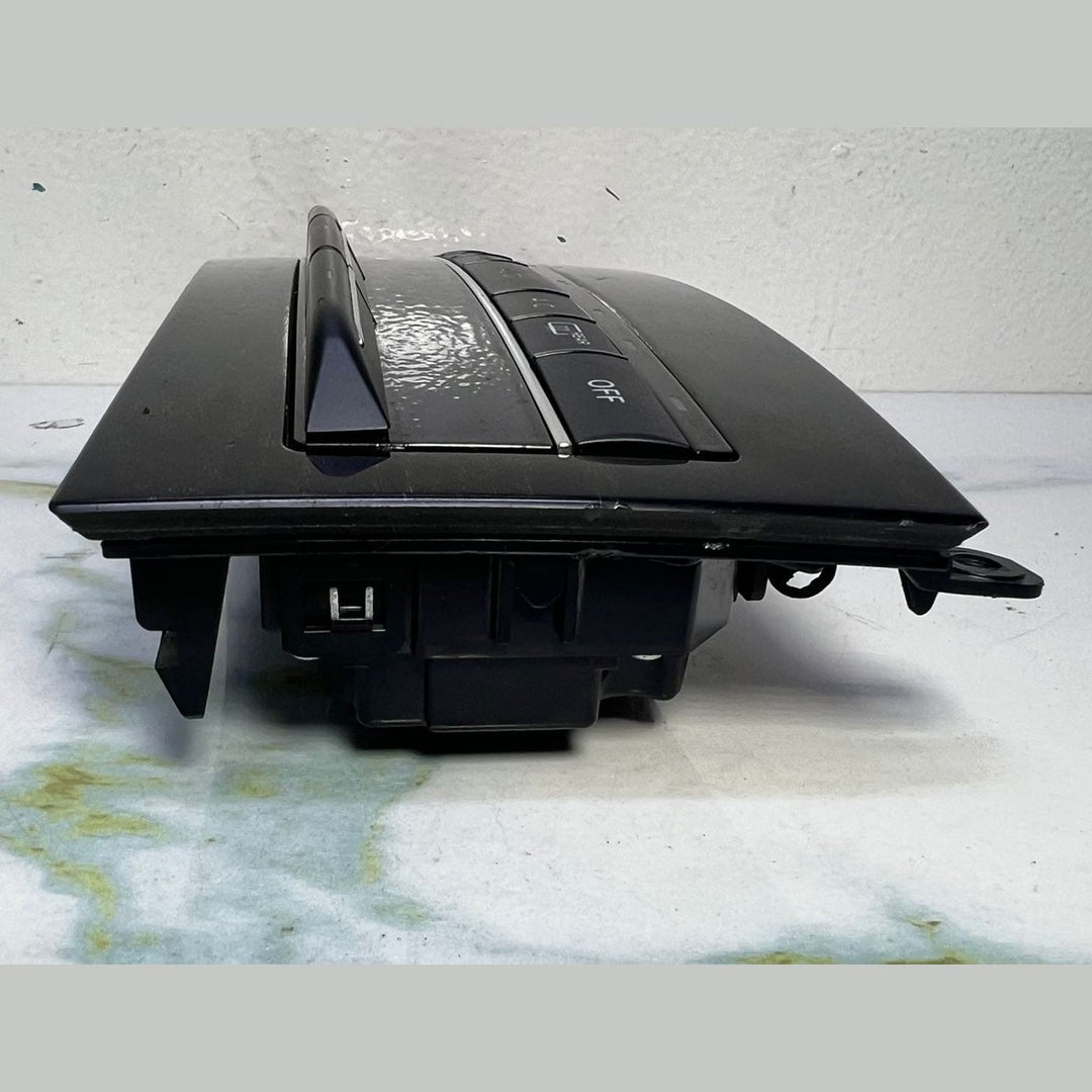 Mercedes Climate Control Unit A2129004525 C207 E-Coupe and W212 E-Class