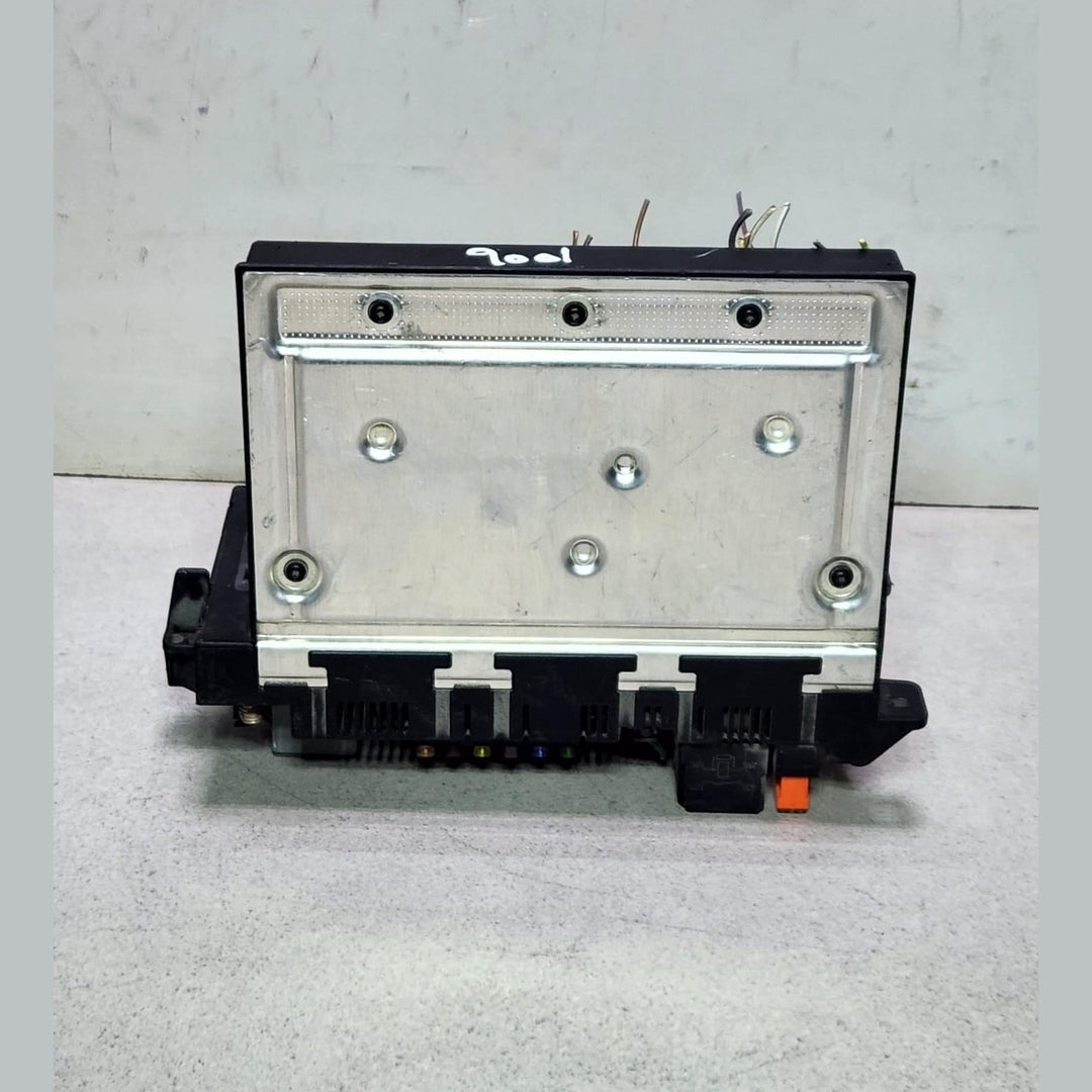 2003-2007 Mercedes-Benz E320 Front Sam Control Unit Fuse Box 2115459001