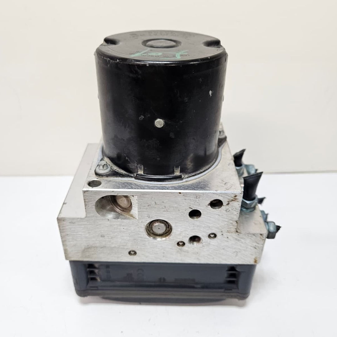 2008-2016 BMW 7 Series F01 F02 730D 750i F10 Abs Pump 6792478