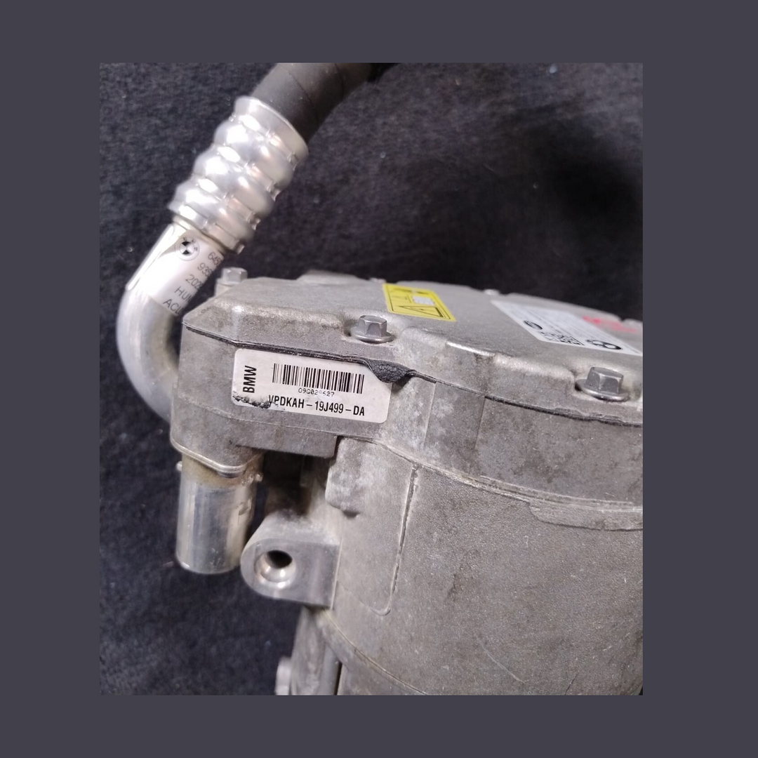 OEM BMW i8  Electric AC Air Conditioning Compressor 6452 9332199