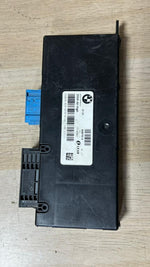 Bild in die Galerieansicht laden, 2012 BMW 550i Central Gateway Control Module 9267514 F01 F02 F10 7' 5'