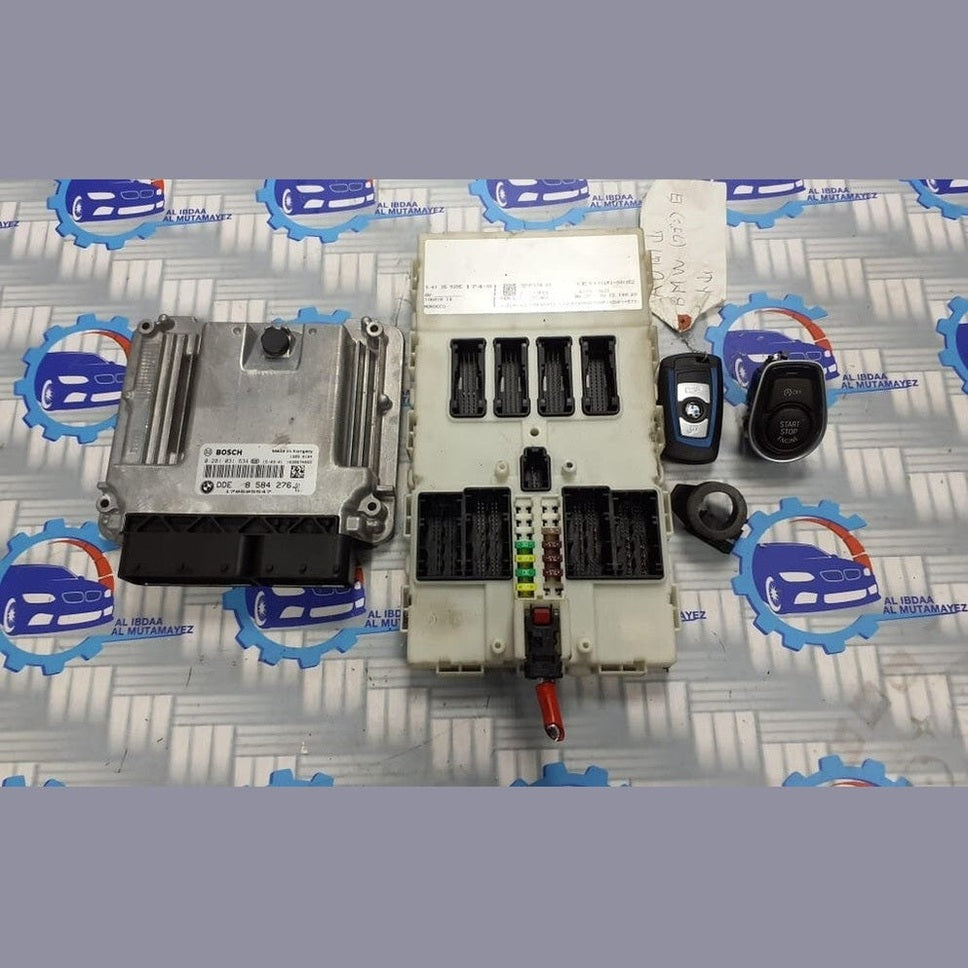 BMW 320d N47 F31 ENGINE CONTROL UNIT  ECU SET DDE 8584276