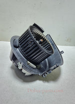 Bild in die Galerieansicht laden, 2007-2013 BMW X5 Heater Blower Motor T1001857A X5 E70 LHD