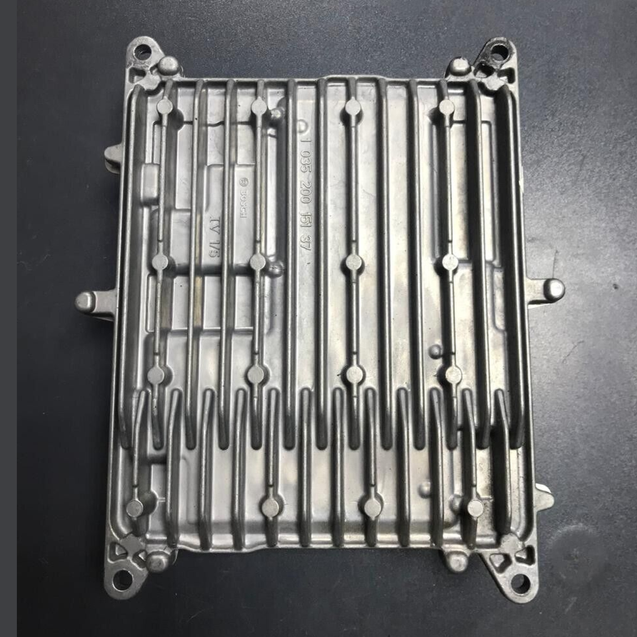 BME 316i F20/F30 N13 ENGINE COMPUTER ECU UNIT ECM DME 8638198