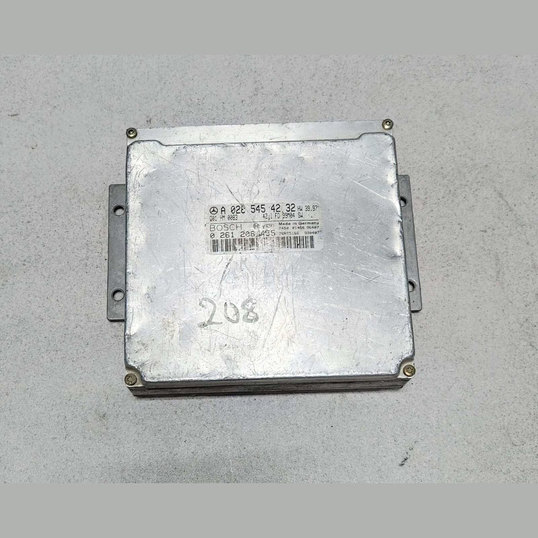 BMW Engine Control Unit A0285454232 W202 C180 C200  A 028 545 42 32
