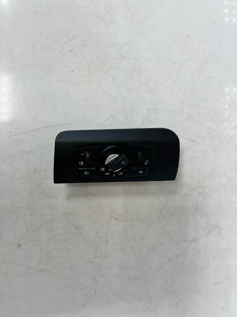 2007-2010 BMW X5 E70 and 5-Series E60 E61 LCI Headlight Switch 9134725 OEM