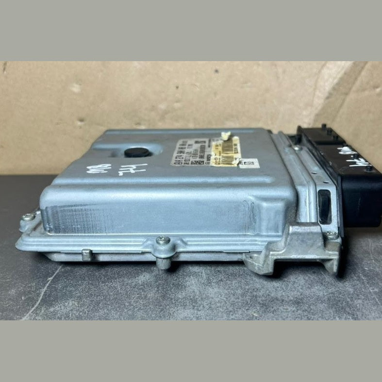 14-18 Mercedes W205 C-CLASS Engine Control Module Unit ECM ECU A274 9000800 OEM