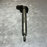 Load image into Gallery viewer, Genuine Mercedes W164 W211 Fuel Injector Sprinter OM642 A642 0701387 Oem Diesel