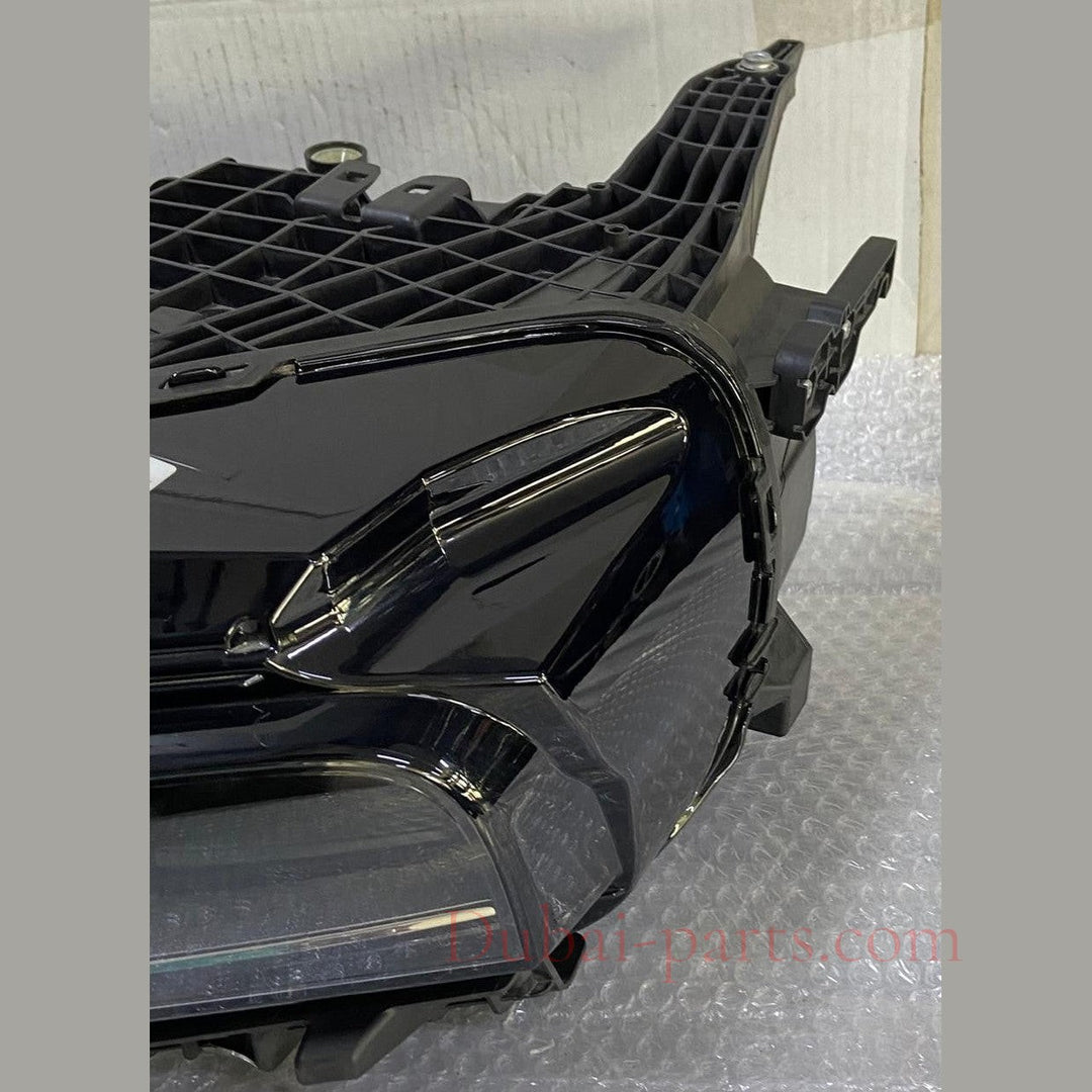 OEM BMW G70 7 SERIES Headlight LED Left Side Brand New ECE LHD 4A276F3 No module