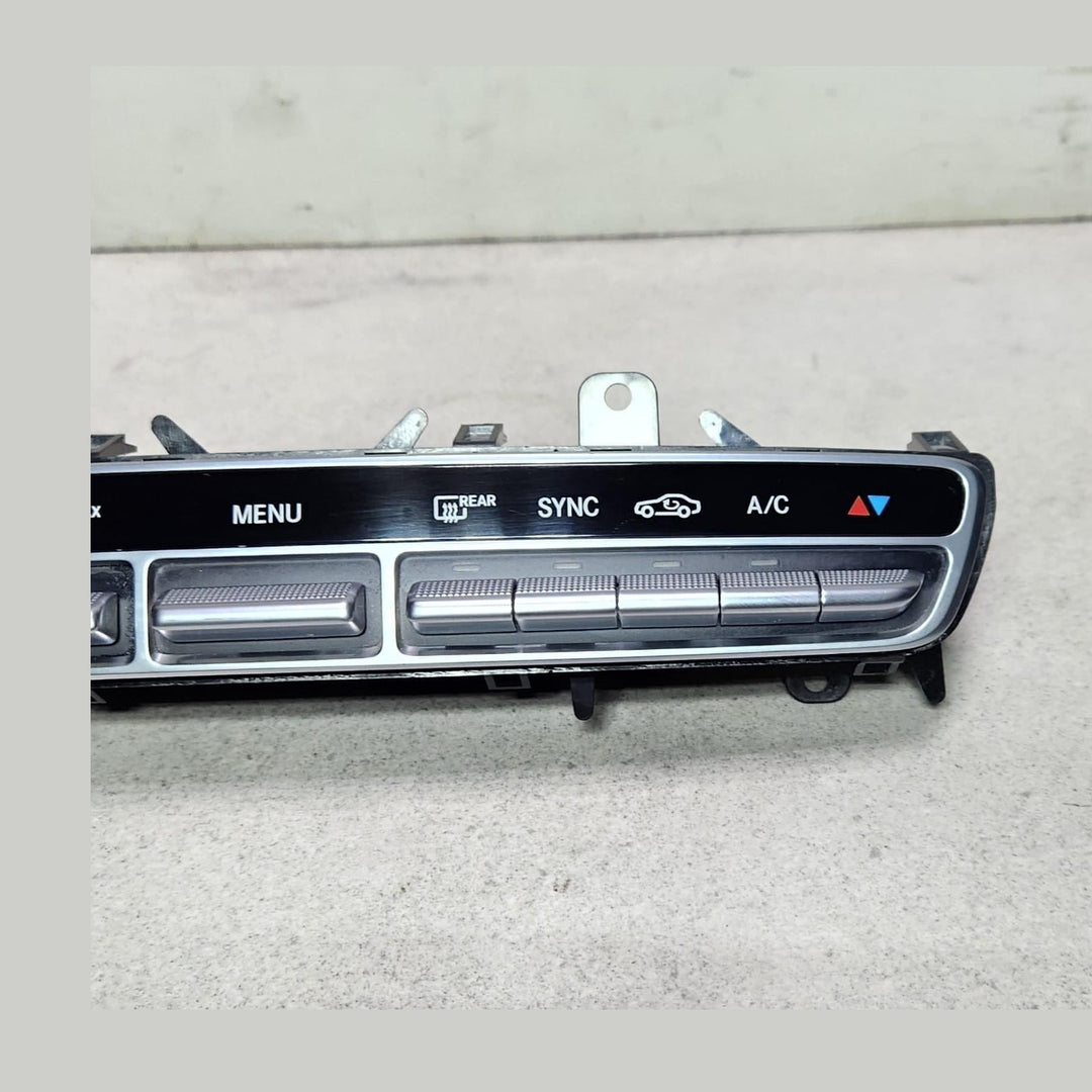 2014-2023 Mercedes-Benz C200 Climate Control Unit A2059054706
