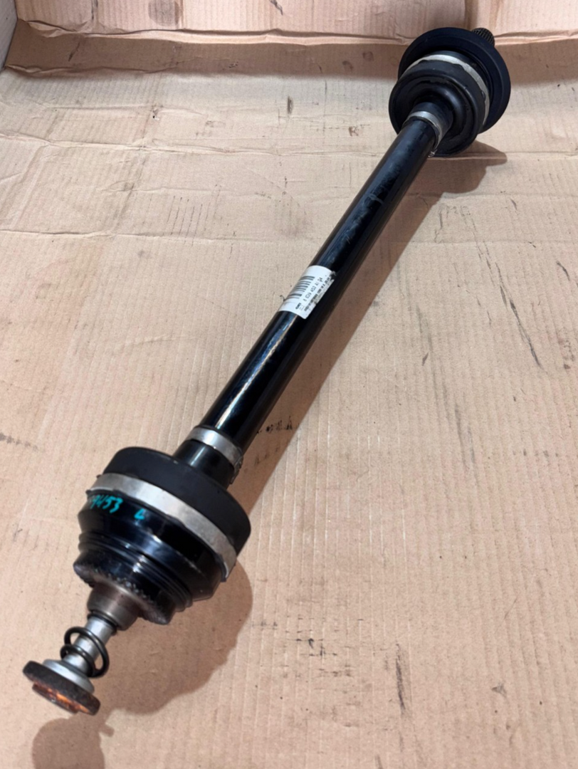 BMW 7 SERIES G11 G12 750IX N63 REAR LEFT OUTPUT SHAFT DRIVE AXLE  3320-8639453