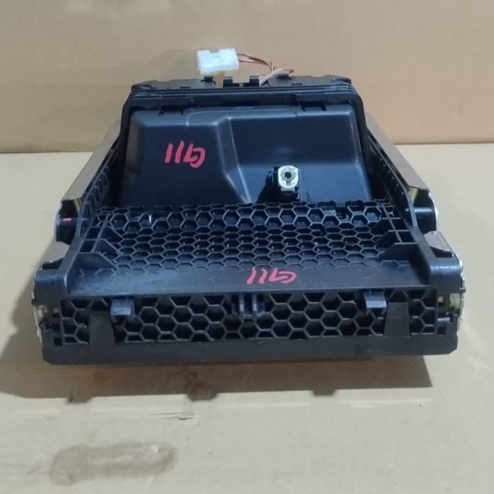 BMW G11 G12 7 SERIES CENTER CONSOLE CUP HOLDER P/N 9302629
