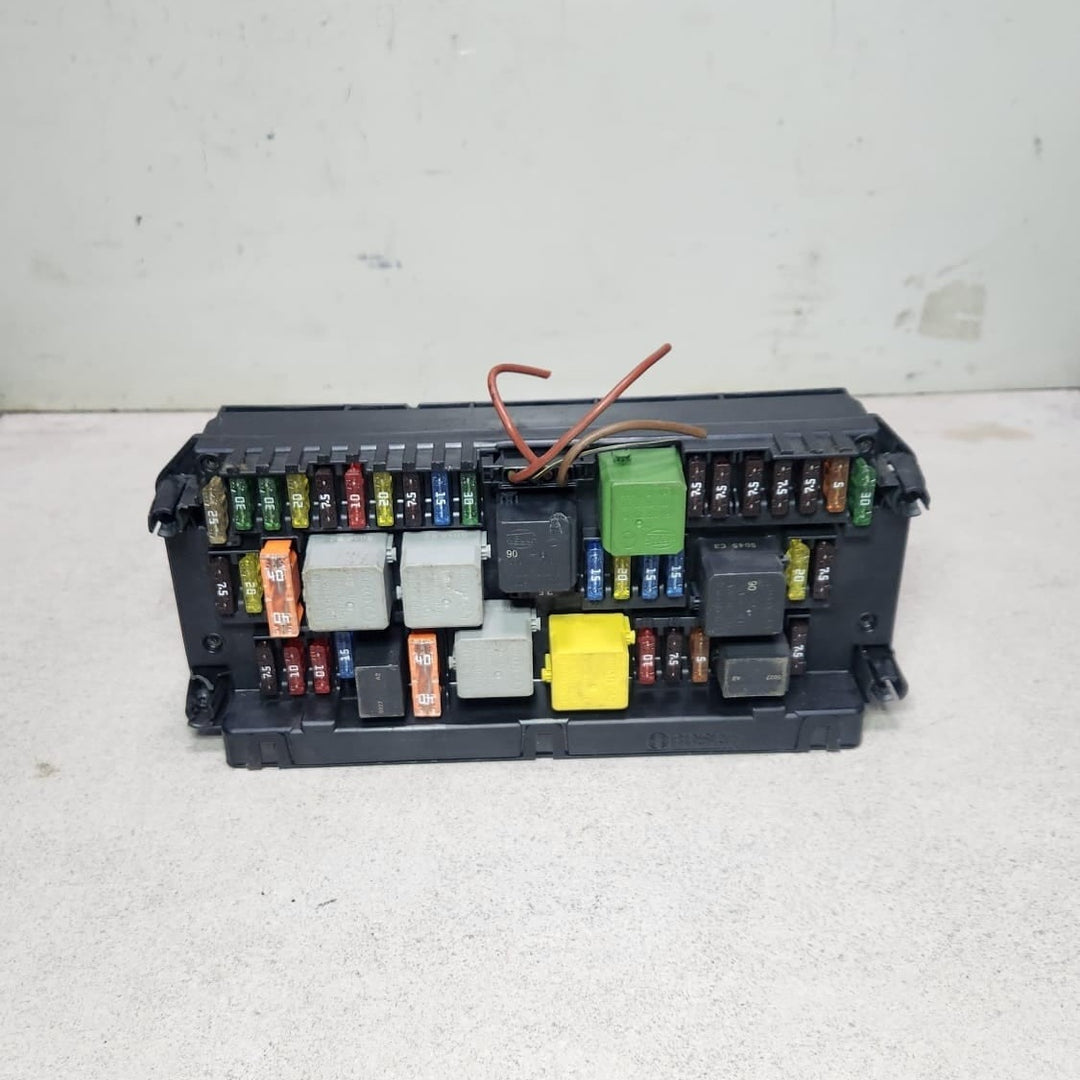 2014-2016 Mercedes-Benz E350 Fuse Box Relay Control Module A2129002627 W212 OEM